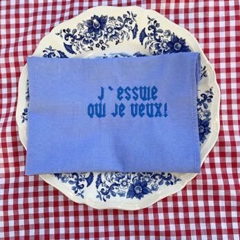 upcycling serviette en coton brodée serie j'essuie by brocintothemoon